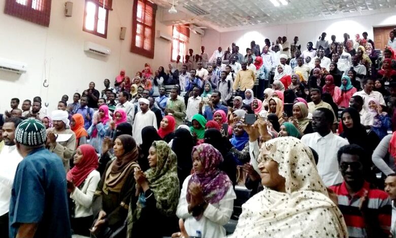 طلاب الجامعات السودانية موقع النيلين امدر تايمز