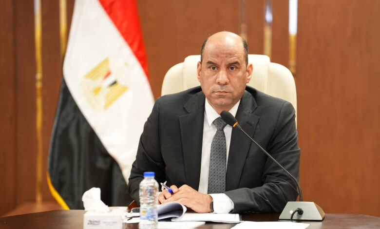 تنفيذًا لتوجيهات الرئيس السيسي بتعزيز الحماية الاجتماعية للعمال.. كتب/طلعت مرسى إبراهيم