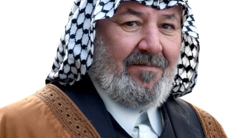بين بلاغة الوهم وعقم المنظومة.. رسالة مفتوحة إلى رأس السلطة حول "خياطي الأثواب القديمة" ​بقلم/ عدنان صگر الخليفة