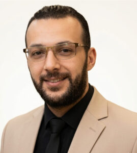 الأقلام التي تصنع الوعي بقلم محمد سعيد الحداد