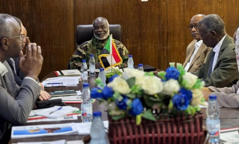 ترأس وزير المالية والتخطيط الاقتصادي الدكتور جبريل إبراهيم محمد بمدينة بورتسودان اجتماعاً موسعاً ضم عدداً من مؤسسات التمويل الدولية والإقليم
