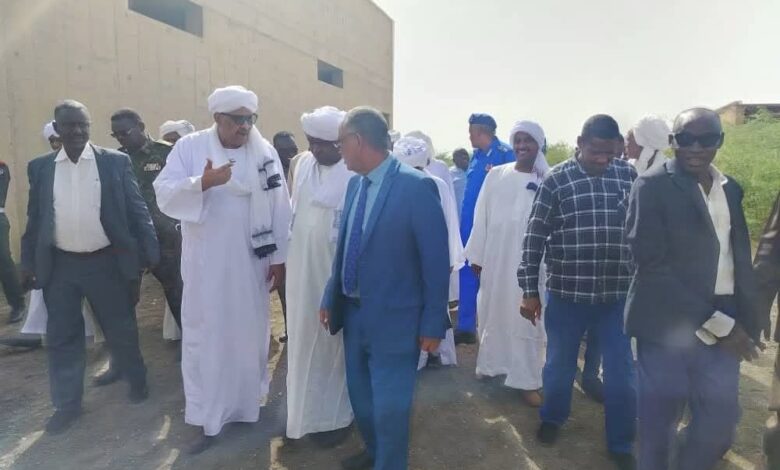أعلن وزير الزراعة والري الاتحادي، البروفيسور عصمت قريشي عبد الله، قرب تشغيل المحطات النيلية الست ضمن المشروع القومي للمياه