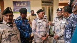 أشاد مدير عام قوات الجمارك، الفريق شرطة صلاح أحمد إبراهيم، بالإنجاز الأمني الكبير الذي حققته إدارة مكافحة التهريب بولاية الجزيرة