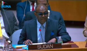 أكد مندوب السودان الدائم لدى الأمم المتحدة، السفير الحارث إدريس، التزام الحكومة السودانية بالسعي إلى تحقيق السلام وإنهاء الحرب