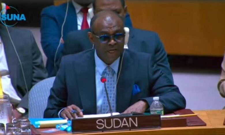 أكد مندوب السودان الدائم لدى الأمم المتحدة، السفير الحارث إدريس، التزام الحكومة السودانية بالسعي إلى تحقيق السلام وإنهاء الحرب