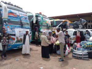 شهدت ولاية الخرطوم وصول دفعة جديدة من السودانيين العائدين من جمهورية مصر العربية ضمن مشروع العودة الطوعي