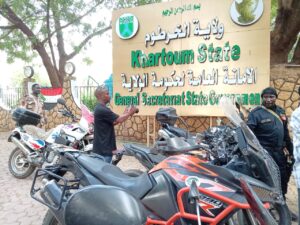 التقى والي ولاية الخرطوم الأستاذ أحمد عثمان حمزة بمقر الأمانة العامة لحكومة الولاية وفداً من اتحاد سائقي الدراجات البخارية
