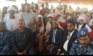 شهدت قرية طيبة الحسانية بريف محلية كرري حدثاً اجتماعياً بارزاً تمثل في توقيع الصلح النهائي بين أطراف نزاع استمر لعشر سنوات على خلفية جريمة قتل شهدتها القرية