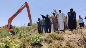 تفقد المدير التنفيذي لمحلية بحري، الأستاذ محمد أحمد الحاج، اليوم محطة مياه شمال بحري “التُمانيات” بريفي بحري