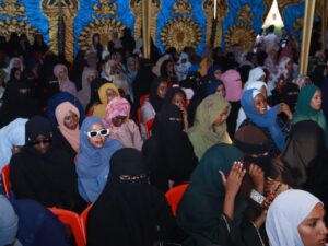 شهد وزير الثقافة والإعلام والسياحة بولاية الخرطوم البرنامج التفاعلي التوعوي لمكافحة المخدرات بداخلية الخنساء، وسط دعوات لتوحيد الجهود الرسمية والمجتمعية لحماية الطلاب من آفة المخدرات.