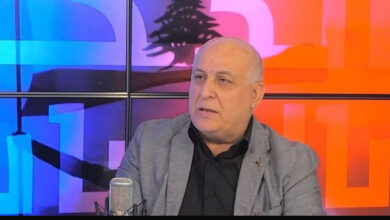 كتب إسماعيل النجار اتفاقٌ بلا توازن يعني خضوع وانبطاح! هكذا تكون الأمور عندما تتحول الدولة من شريكٍ في التفاوض إلى متلقٍ للشروط!.
