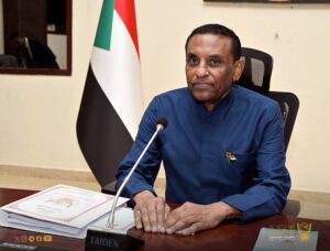 مجلس الوزراء السوداني يطمئن على موقف التأمين الصحي، ويستعرض مشروع مدينة السودان الطبية ومشروع وادي الهواد للتنمية المتكاملة خلال اجتماعه الدوري برئاسة كامل إدريس.