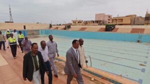 دشن وزير الشباب والرياضة انطلاقة أعمال تأهيل المدينة العالمية للشباب، حيث بدأت المرحلة الأولى بالصالة الرياضية وحوض السباحة ضمن خطة لتطوير البنية التحتية الشبابية والرياضية.
