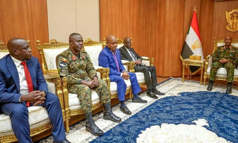 أكد رئيس مجلس السيادة الانتقالي، الفريق أول الركن عبد الفتاح البرهان، حرص السودان على تعزيز وتطوير علاقاته مع جمهورية يوغندا