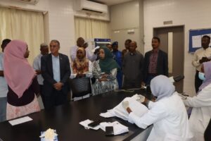 تفقد المدير العام لوزارة الصحة بولاية الخرطوم، الوزير المكلف، الدكتور محمود البدري، مستشفيي أمبدة النموذجي وجايكا، موجهاً بالإسراع في إعادة تأهيل الأقسام المتضررة