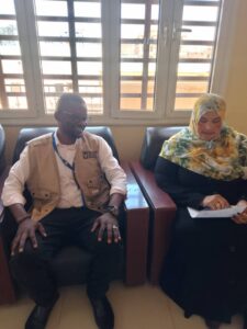 هيئة نظافة ولاية الخرطوم ومنظمة الإغاثة الإسلامية تبحثان تنفيذ حملة كبرى للإصحاح البيئي بأم درمان، تشمل إعادة تأهيل خلية النفايات الطبية وإنشاء خنادق للطمر.