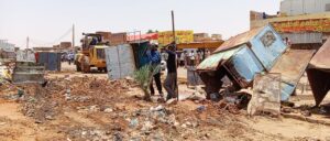 نفذت محلية جبل أولياء حملة لإزالة التعديات والمخالفات بمنطقة الشقيلاب بعد استكمال الإجراءات القانونية، ضمن جهود تنظيم الأراضي، وإنفاذ القانون، وتحسين البيئة العمرانية بولاية الخرطوم.