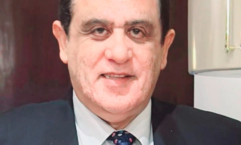 وزير الصناعة والقرية المنتجة