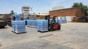 مدير عام وزارة الصناعة والتجارة بولاية الخرطوم يتفقد المنطقة الصناعية بحري ويؤكد زيادة الإنتاج وتحسن البيئة الصناعية ودور القطاع الصناعي في دعم الاقتصاد والتعافي.