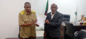 ديوان الأوقاف الإسلامية بولاية الخرطوم يقدم دعماً مالياً قدره 30 مليون جنيه لأسر الشهداء بمحلية كرري، ضمن مبادرات التكافل والدعم الاجتماعي