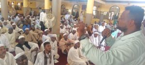 نظمت إدارة الشؤون الدينية بمحلية أمبدة بالتعاون مع إدارة مكافحة المخدرات بولاية الخرطوم محاضرة توعوية بمسجد الرحمة في سوق ليبيا للتوعية بمخاطر المخدرات وتعزيز دور الأسرة والمجتمع في الوقاية منها.