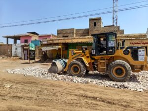 طوارئ الخريف بمحلية جبل أولياء تواصل أعمال الردميات في الشوارع والأسواق لمعالجة تجمعات مياه الأمطار وتحسين الطرق والاستعداد لتداعيات فصل الخريف