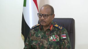 ترأس إبراهيم جابر اجتماع اللجنة العليا لمكافحة غسل الأموال وتمويل الإرهاب، وبحث موقف السودان من العقوبات المالية المستهدفة والتعاون مع المجتمع الدولي.