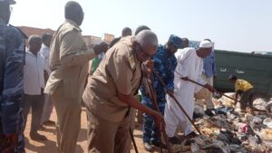أطلقت محلية شرق النيل حملة كبرى للنظافة وإصحاح البيئة بأم ضوابان بمشاركة 65 عاملاً ومتطوعاً و5 آليات، مع دعم صيانة المدارس وتحسين البيئة التعليمية.