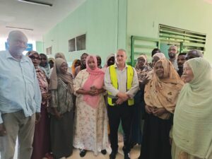 مدير عام صحة الخرطوم يتفقد مستشفى أمبدة النموذجي عقب الأمطار، ويوجه بتشغيل العيادات التخصصية والعناية المكثفة وتوفير احتياجات استمرار الخدمات الطبية.