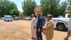 المدير التنفيذي لمحلية كرري يتفقد المصارف ويطمئن على انسياب مياه الخريف، ويوجه بمواصلة المتابعة والصيانة والتدخل السريع خلال موسم الأمطار.