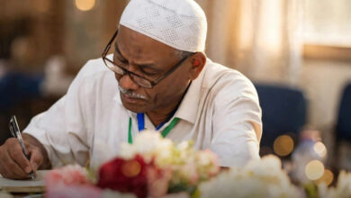 احمد حسن صالح يحي. باشGنة. كاتب ومحلل سياسي وأديب. قادرة عدن المخا المكلا قلب الحدث.