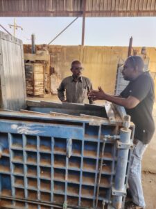 مدير عام هيئة نظافة ولاية الخرطوم يتفقد مردم أبو وليدات وإدارة النفايات الطبية بأم درمان، ويؤكد صيانة الآليات والتوسع في خدمات جمع ومعالجة النفايات الطبية.