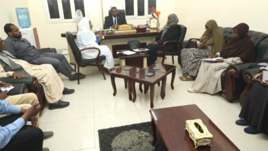 وزارة التنمية الاجتماعية بولاية الخرطوم تبحث إطلاق ورشة للتمويل الأصغر بعد الحرب، بهدف دعم الأسر والأفراد ومكافحة الفقر وربط التمويل بالتدريب والتسويق والحماية الاجتماعية.