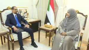 نوارة أبو محمد تطلع على خطط وزارة التحول الرقمي والاتصالات، وتؤكد دعم مجلس السيادة لمشروعات تطوير الشبكات والبنية التحتية ومواجهة تحديات القطاع.