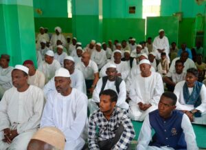 أكد رئيس مجلس السيادة عبد الفتاح البرهان استمرار المعركة حتى حسم التمرد، ودعا إلى حل مشكلات السودان عبر الحوار السوداني الداخلي، رافضاً فرض الأجندة الخارجية.