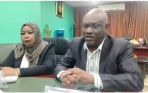 ولاية الخرطوم تستعد لتدشين مبادرة زراعة مليون شتلة لتجميل العاصمة وتعزيز الغطاء النباتي، بمشاركة حكومية ومجتمعية واسعة وتشجير الشوارع والمدارس والمرافق العامة.