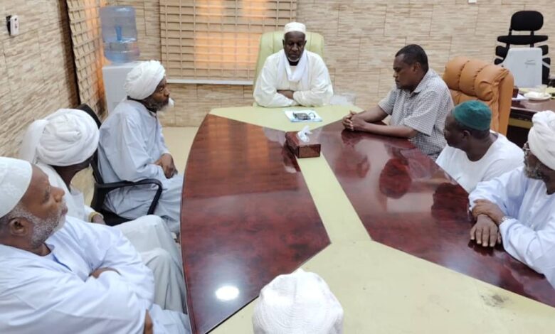أعلن تنفيذي محلية بحري استكمال كهرباء السوق المركزي شمبات ومعالجة تشغيل الثلاجات، مع تخفيض الإيجارات الشهرية 40% حتى نهاية العام وتنشيط المواقع المغلقة.