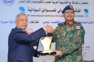 إبراهيم جابر يؤكد أهمية تطوير الموانئ السودانية وفتح المجال أمام الاستثمارات والشراكات، ويدعو إلى خارطة طريق لتوسعة الموانئ وإنشاء موانئ ومناطق حرة جديدة.