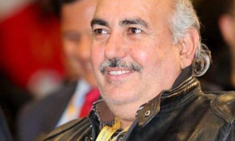 الثقافة والسياسة دكتاتور خارجي وآخر داخلي !