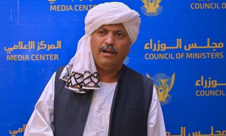 ترحّم مستشار رئيس الوزراء مصلح نصار الرشيدي على ضحايا حادث التعدين من السودانيين والمصريين، ودعا إلى ضبط النفس والحفاظ على العلاقات التاريخية بين البلدين.