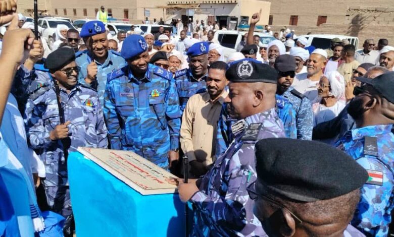 تفقد مدير عام قوات الشرطة الفريق أول شرطة حقوقي أمير عبد المنعم فضل منشآت شرطية بالولاية الشمالية، وافتتح قسم شرطة كرمة