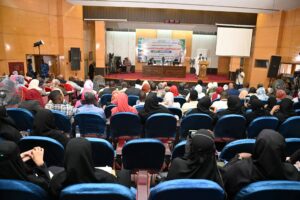 خالد الإعيسر يؤكد أن التعليم متاح لجميع أبناء السودان، مشدداً على عدم محاسبة الطلاب بجريرة ذويهم، وذلك خلال مؤتمر إعلان نتيجة القبول بمؤسسات التعليم العالي بالخرطوم.