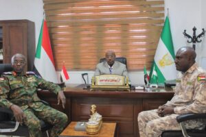 الأمين العام لوزارة الدفاع يلتقي لجنة الاستنفار والمقاومة الشعبية بشرق دارفور، ويبحث دعم القوات المسلحة وخطة الطريق إلى الضعين، مشدداً على نبذ خطاب الكراهية وتعزيز التماسك المجتمعي.