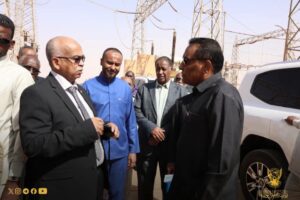 رئيس الوزراء كامل إدريس يتفقد محطة المرخيات التحويلية للكهرباء غربي أم درمان بعد خروجها عن الخدمة، ويوجه بتوفير احتياجات الصيانة وإعادة التأهيل.
