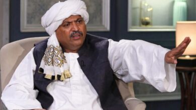 مصلح نصار يتهم داعمي مليشيا الدعم السريع بالتحول من المواجهة العسكرية إلى التضييق الاقتصادي واستهداف الخدمات الأساسية، ويدعو إلى اليقظة لمواجهة ما وصفه بمخططات إخضاع السودان