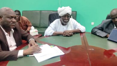 وزارة الزراعة بولاية الخرطوم تبحث تسريع تسجيل تنظيمات أصحاب مهن الإنتاج الزراعي والحيواني، ودعم التمويل والتقانة والتسويق لتعزيز دور المنتجين.