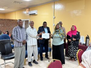 منظمة كير العالمية تمكّن 30 متدرباً ومتدربة في محلية بحري بولاية الخرطوم بمشروعات إنتاجية غير مستردة، ضمن برنامج يستهدف تعزيز سبل كسب العيش ودعم التعافي الاقتصادي.