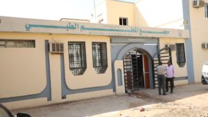 مركز المعلم الطبي بالخرطوم يقترب من استئناف خدماته بعد اكتمال تأهيل المعامل، مع توقع بدء التشغيل خلال أيام وتشغيل جهاز الأشعة المقطعية في مرحلة لاحقة.