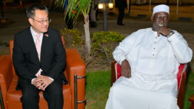 مالك عقار يلتقي السفير الصيني في بورتسودان لبحث استئناف الاستثمارات الصينية في السودان، وملف الديون وتعزيز التعاون الاقتصادي والدعم في المحافل الدولية.