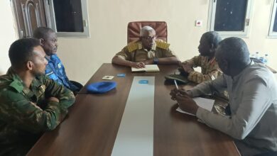 اللجنة الأمنية بشرق النيل تبحث تعزيز الأمن والاستقرار، وتؤكد تكثيف الأطواف المشتركة وتأمين مناطق الهشاشة الأمنية والشريط النيلي ومتابعة الأوضاع بمعبر النباتي.